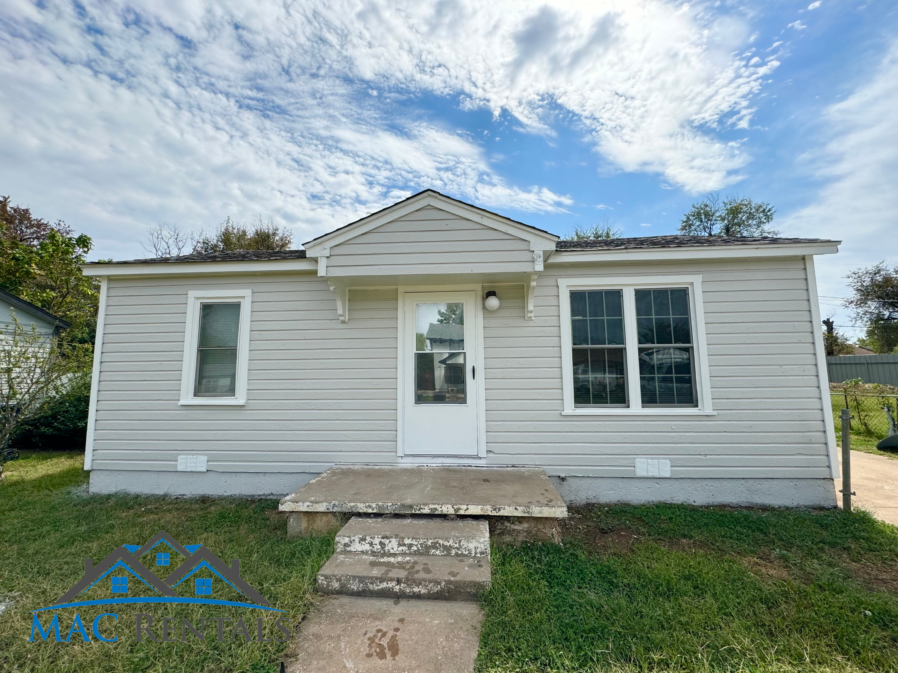 3808 Southwest 42nd Street